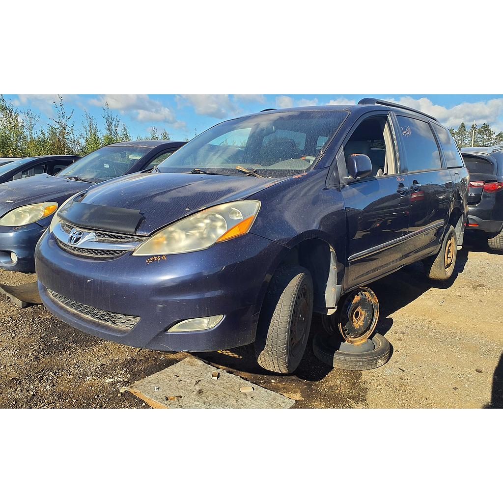 TOYOTA SIENNA 2006