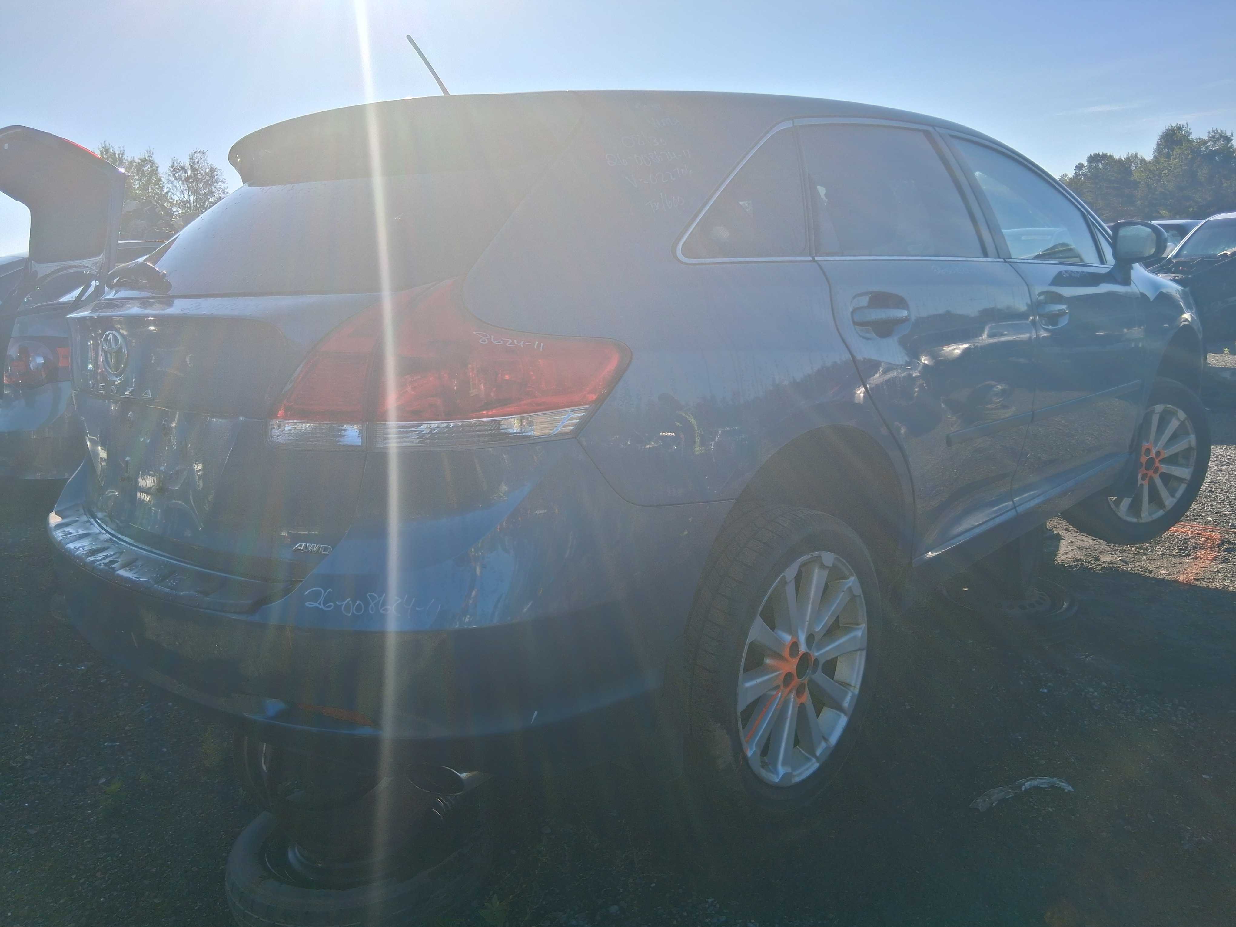 TOYOTA VENZA 2011