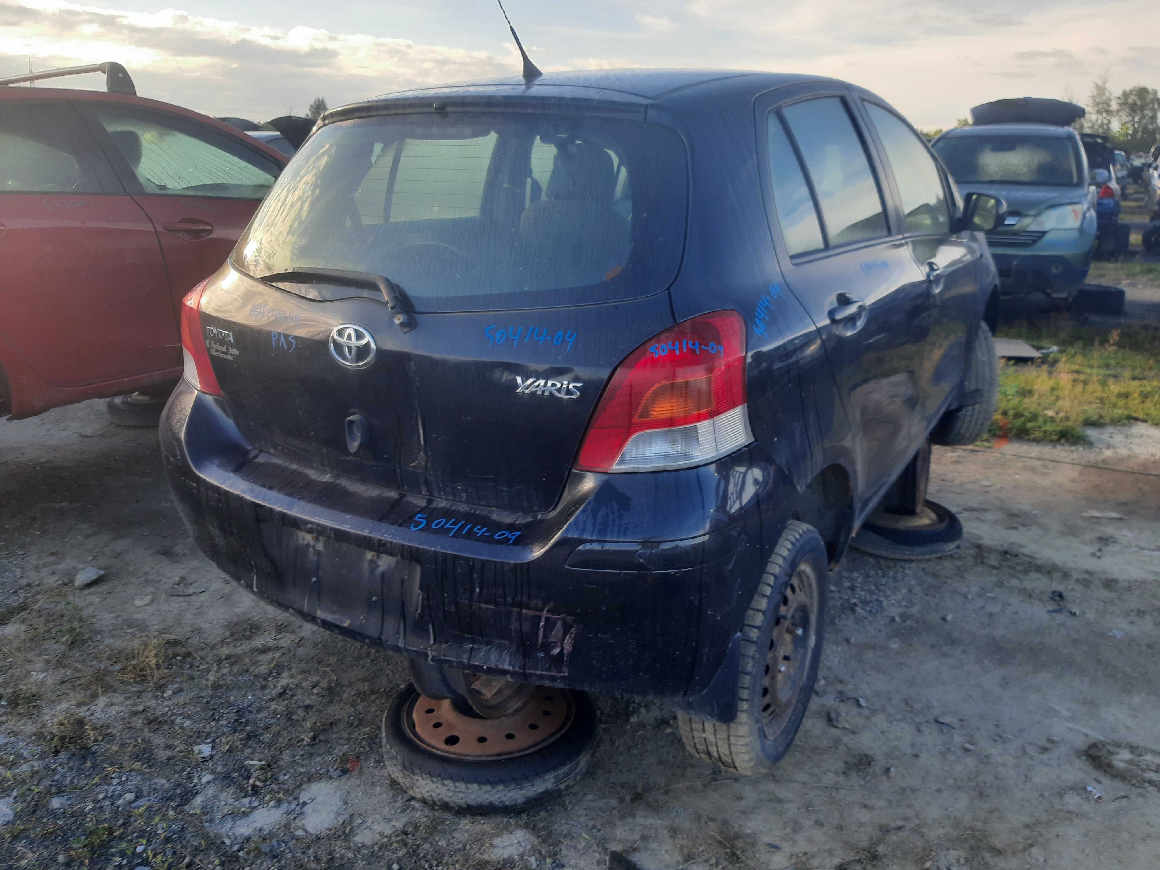 TOYOTA YARIS 2009