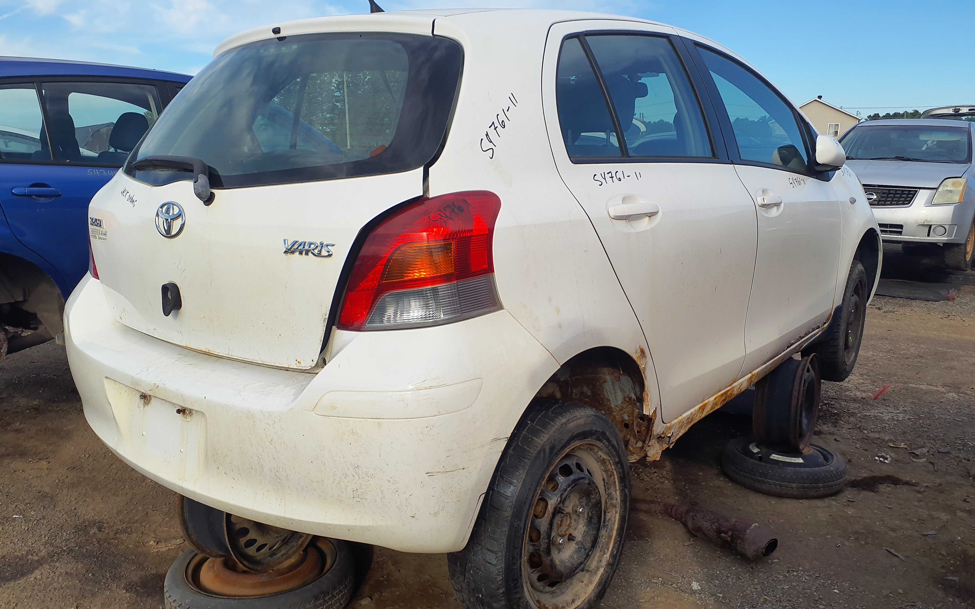 TOYOTA YARIS 2011