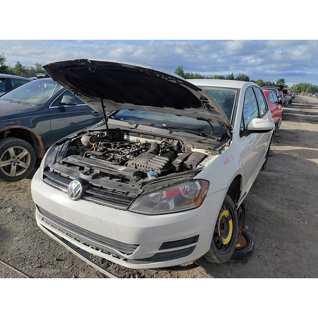 VOLKSWAGEN GOLF 2015