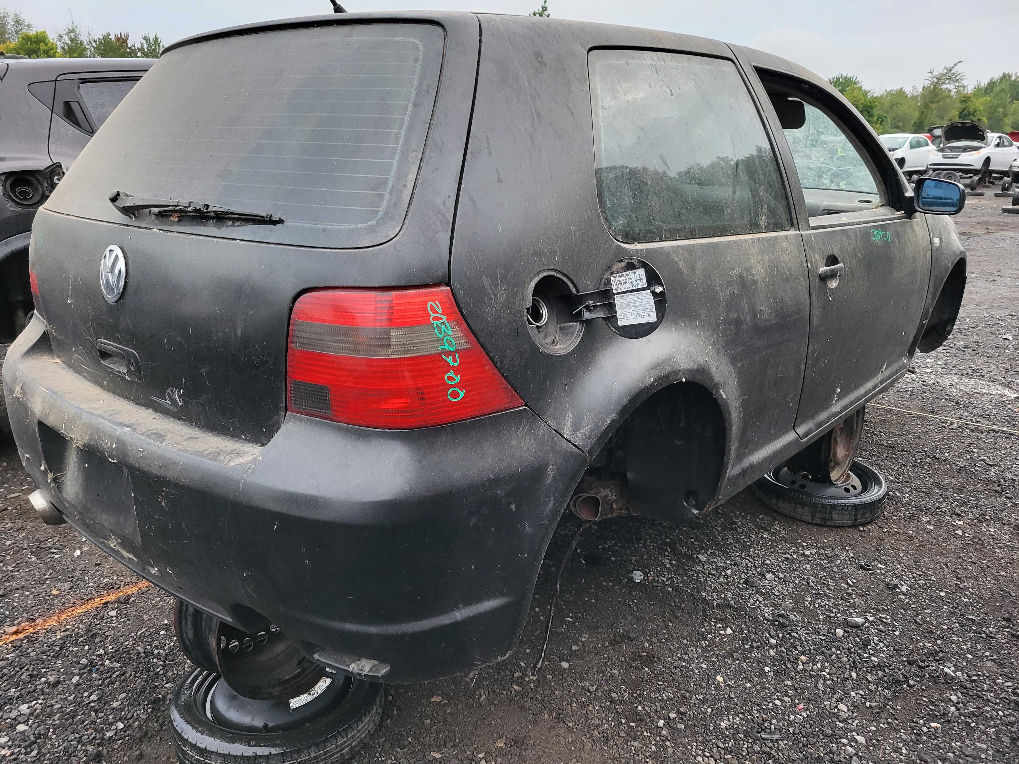 VOLKSWAGEN GTI 2000