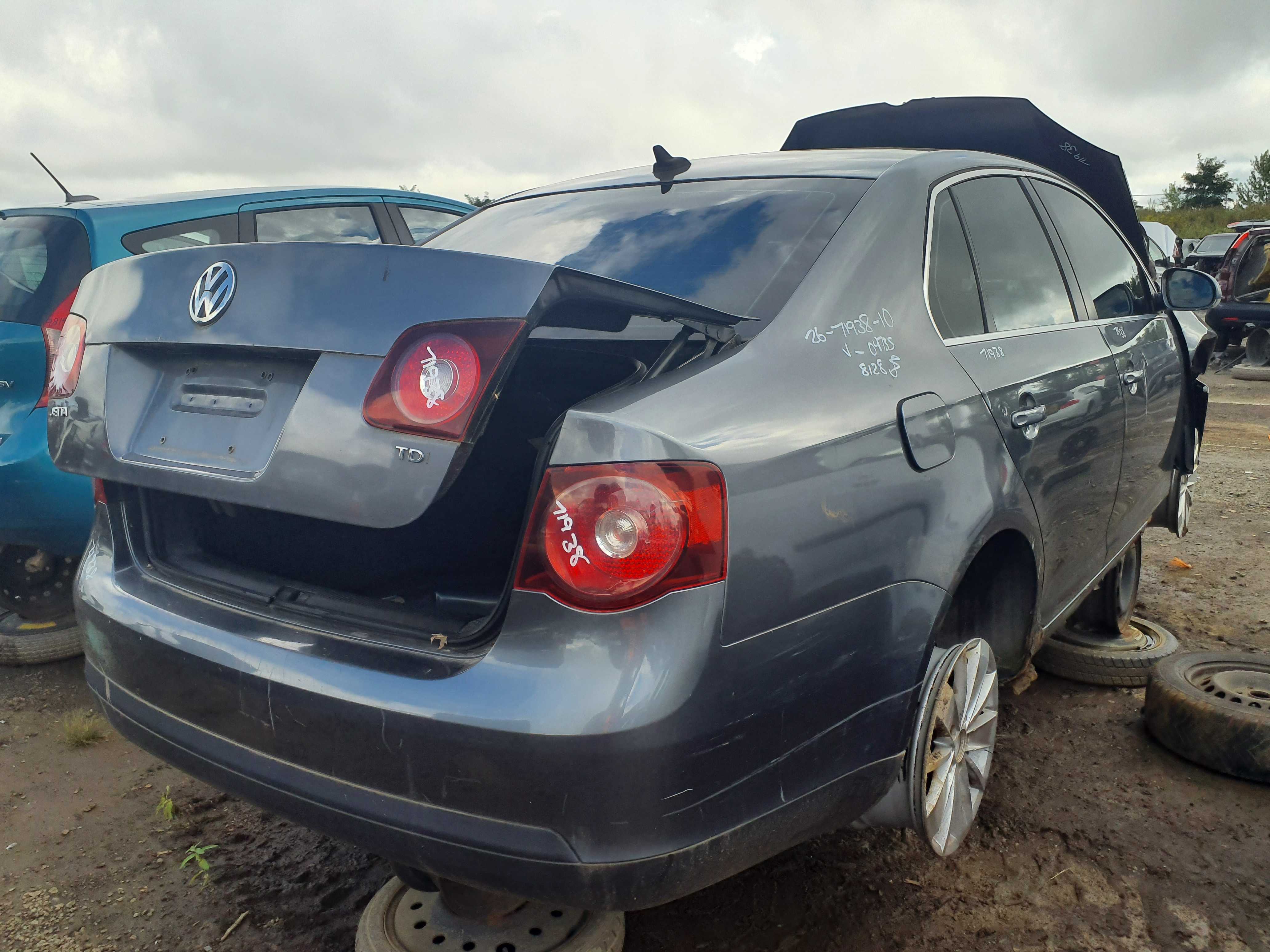 VOLKSWAGEN JETTA 2010