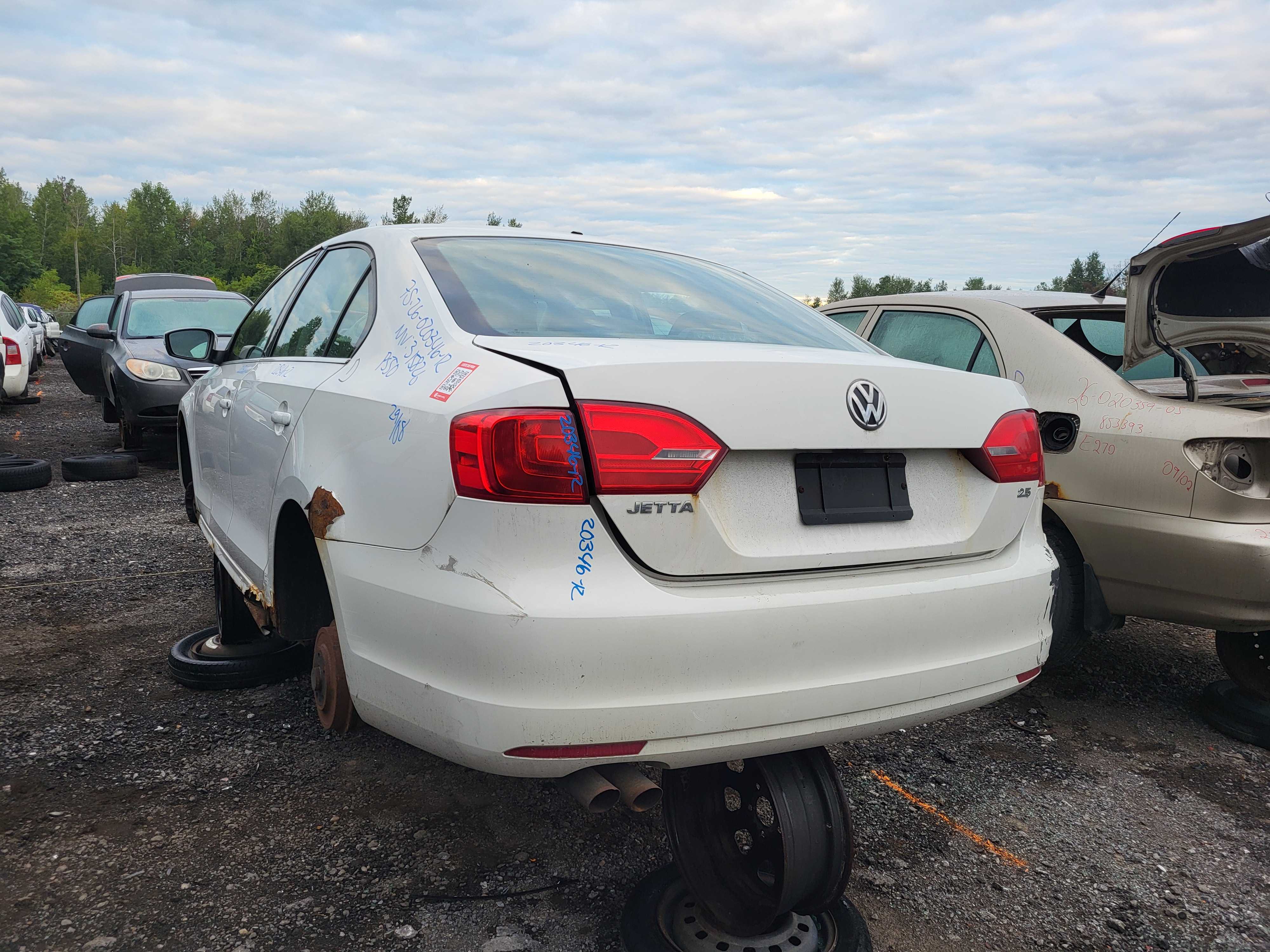 VOLKSWAGEN JETTA 2012