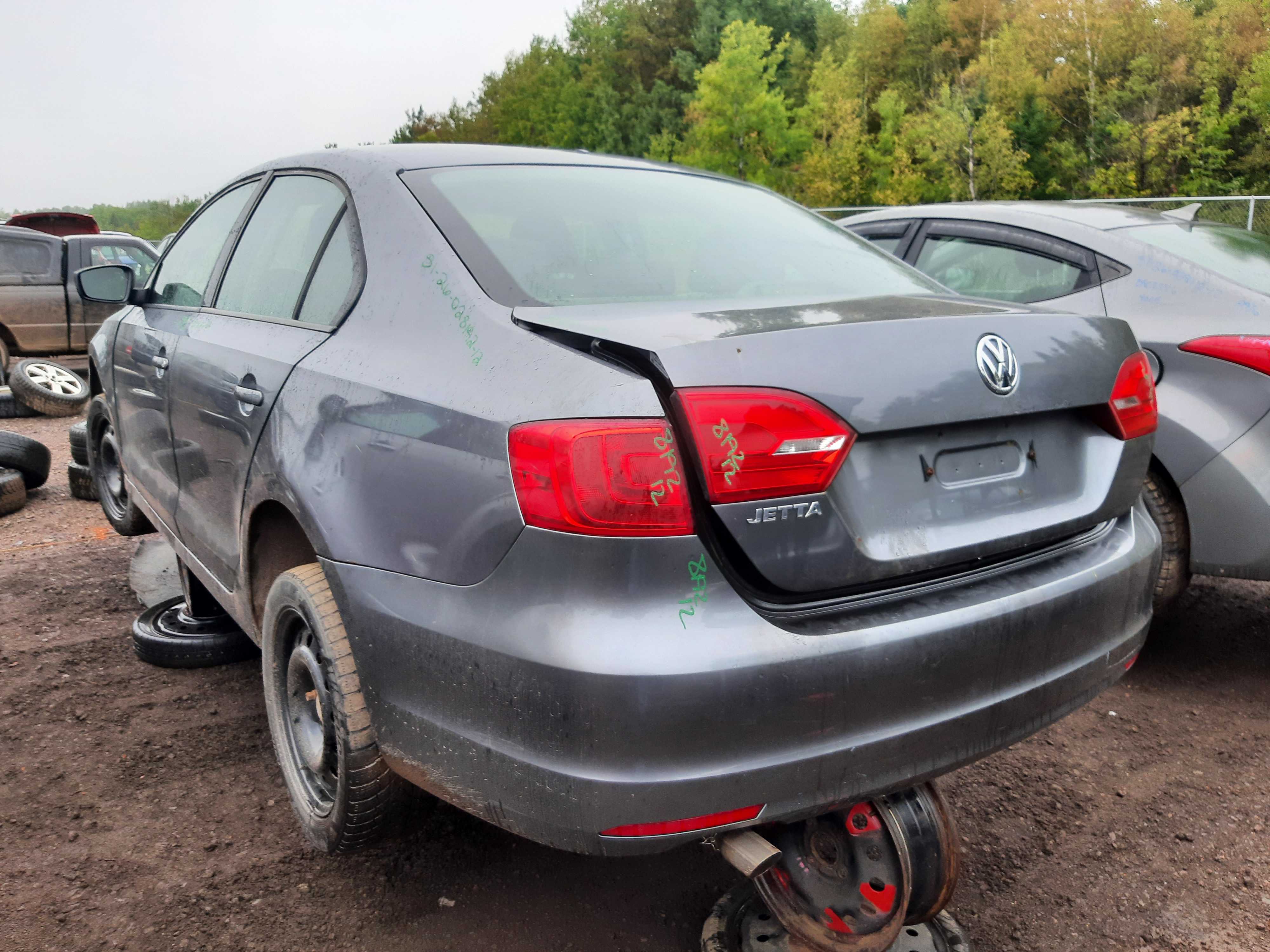 VOLKSWAGEN JETTA 2012