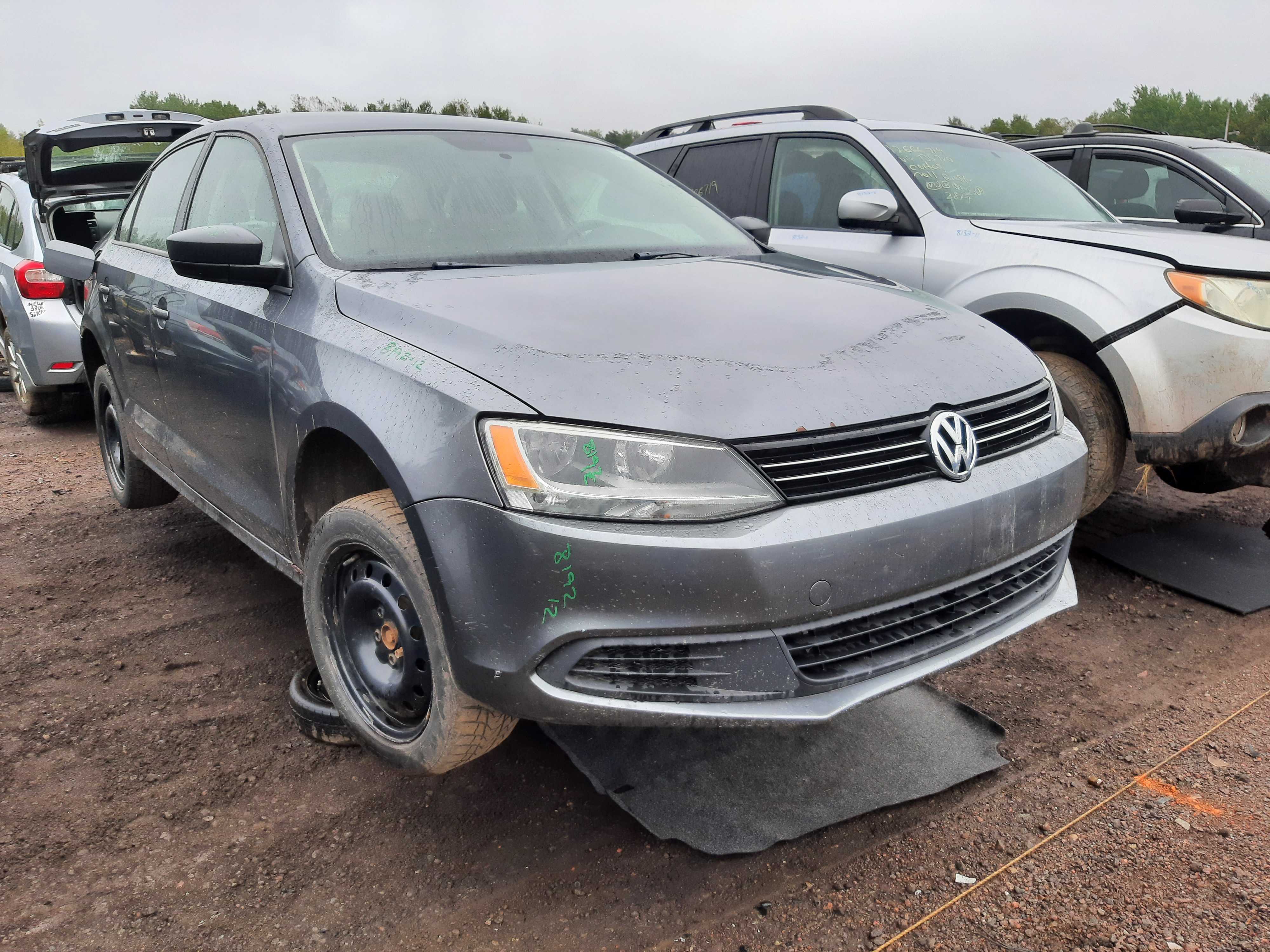 VOLKSWAGEN JETTA 2012