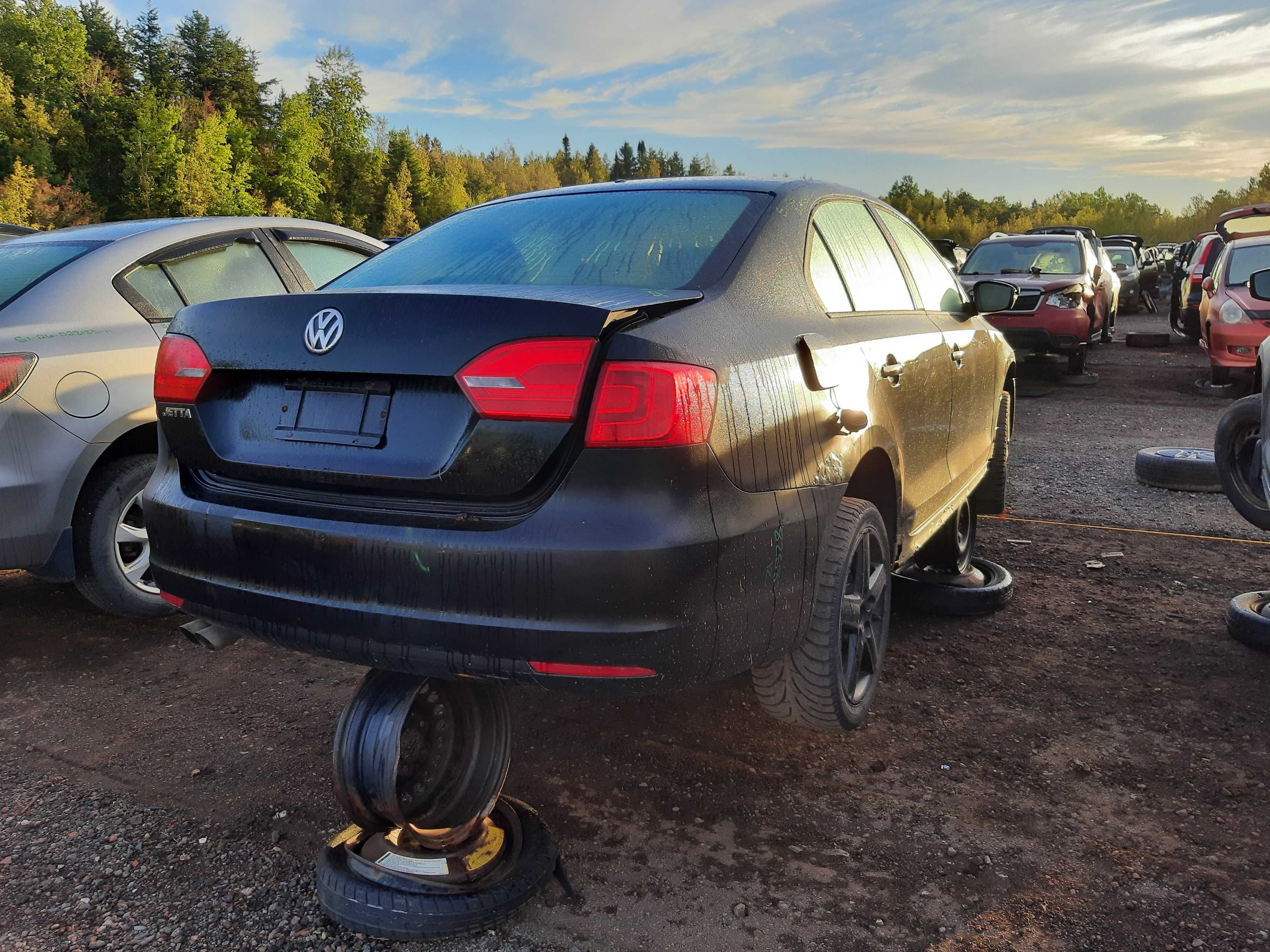 VOLKSWAGEN JETTA 2012