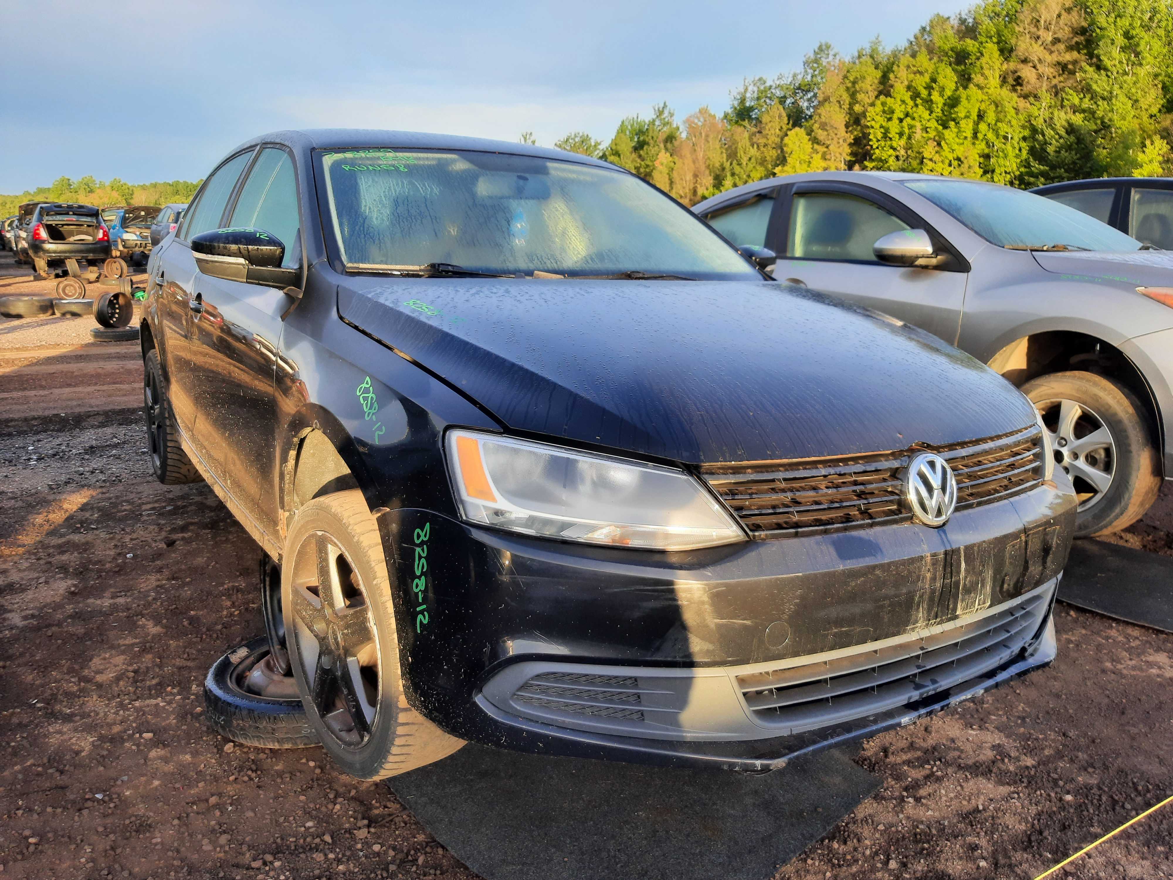 VOLKSWAGEN JETTA 2012