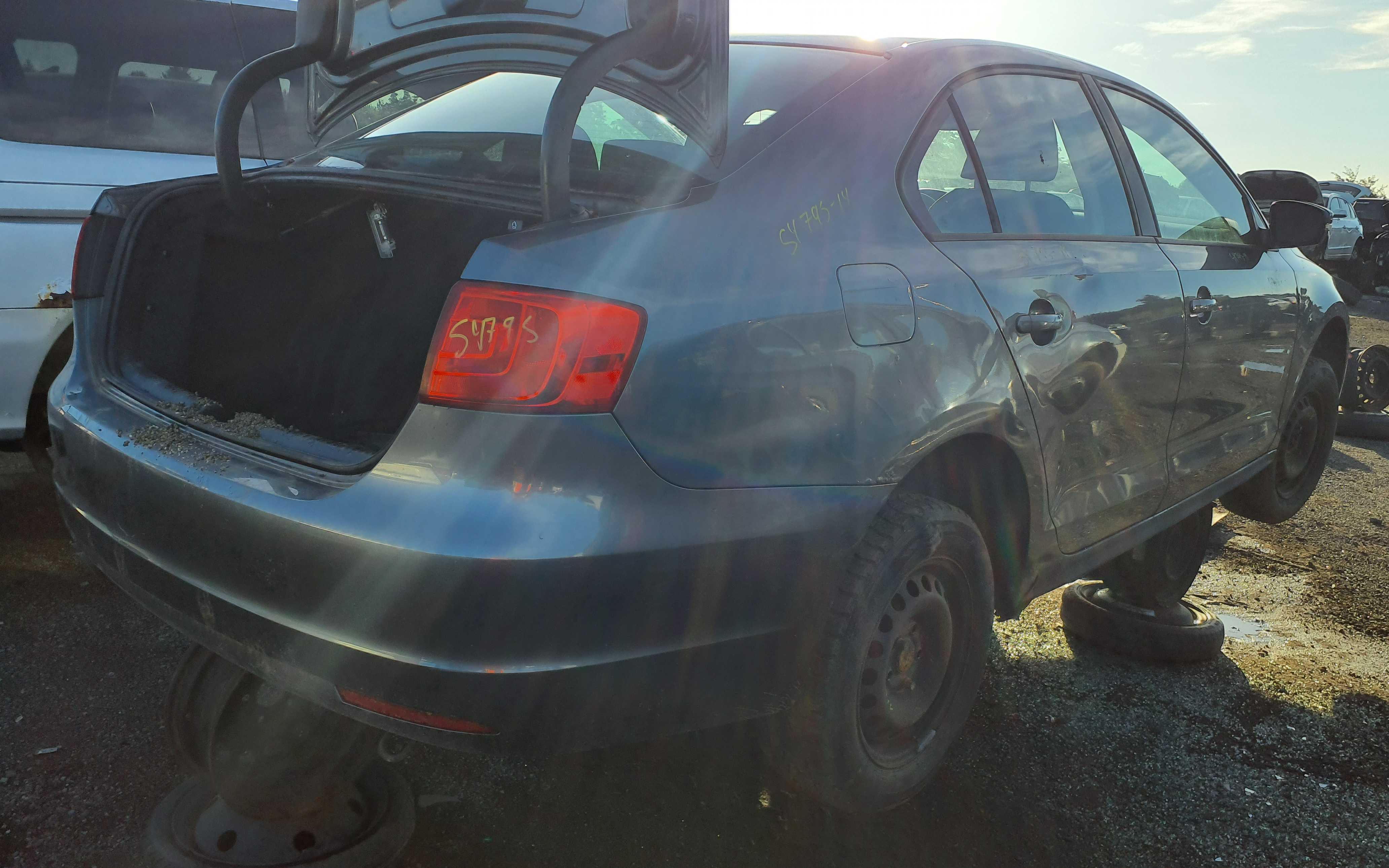 VOLKSWAGEN JETTA 2014