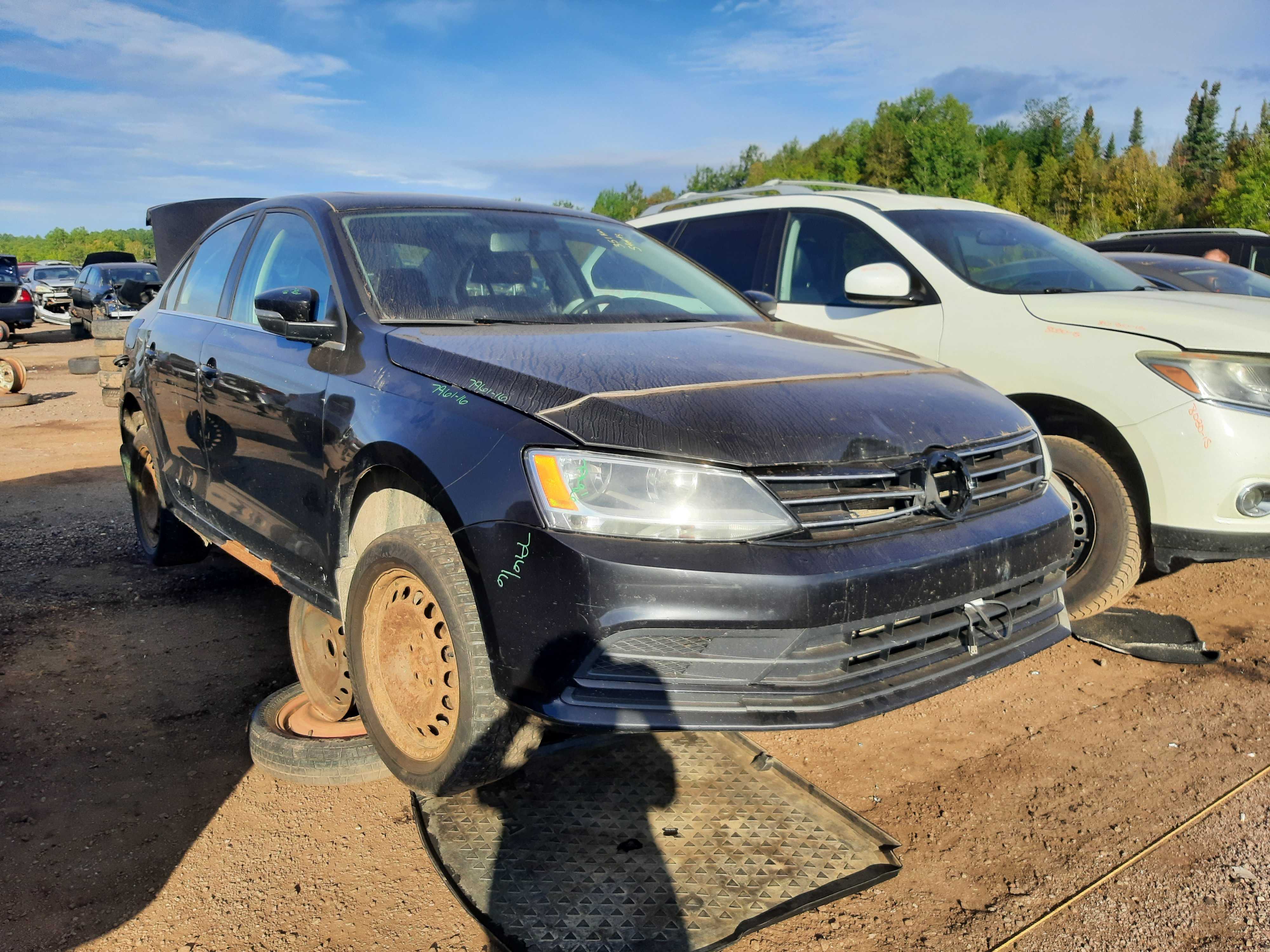 VOLKSWAGEN JETTA 2016