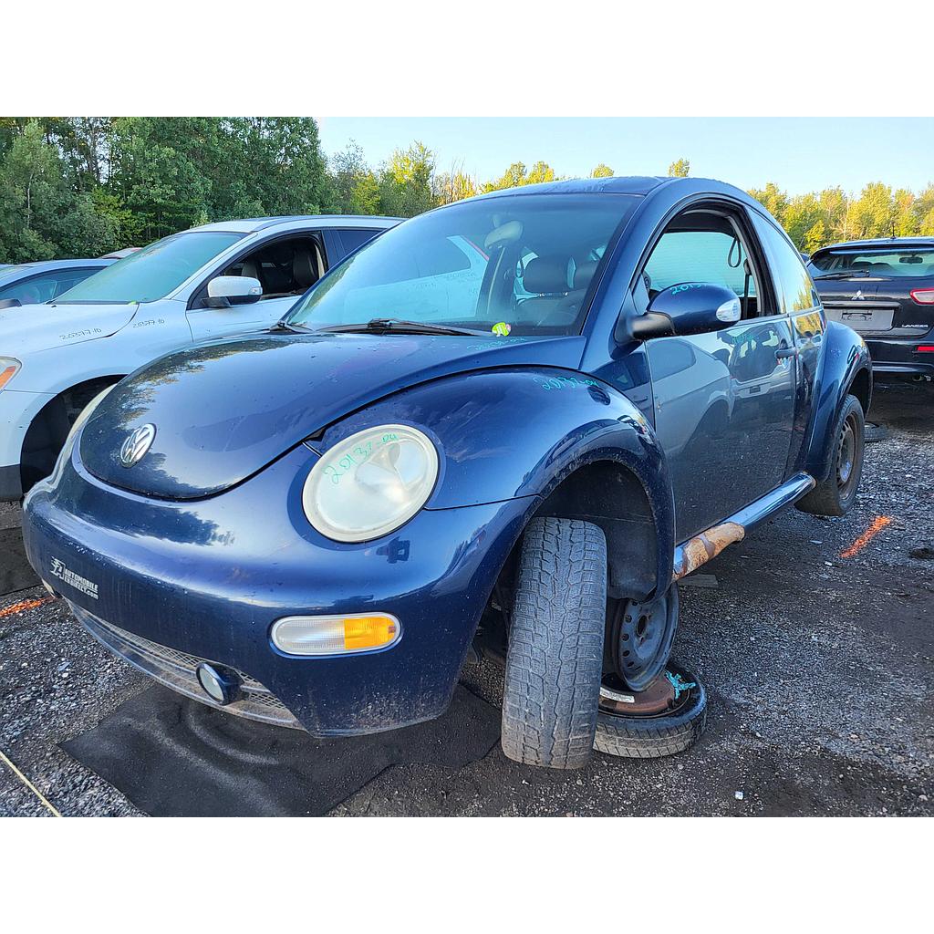 VOLKSWAGEN NEW BEETLE 2004