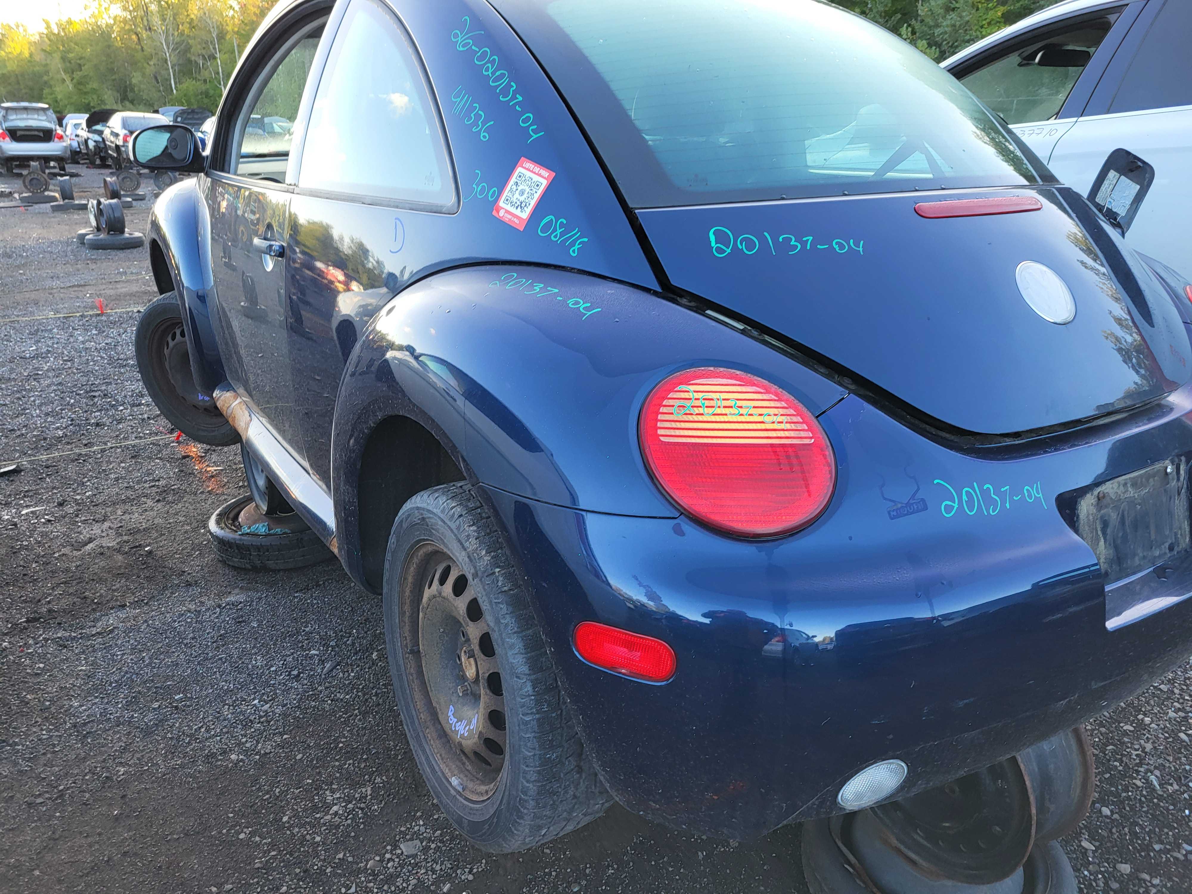 VOLKSWAGEN NEW BEETLE 2004