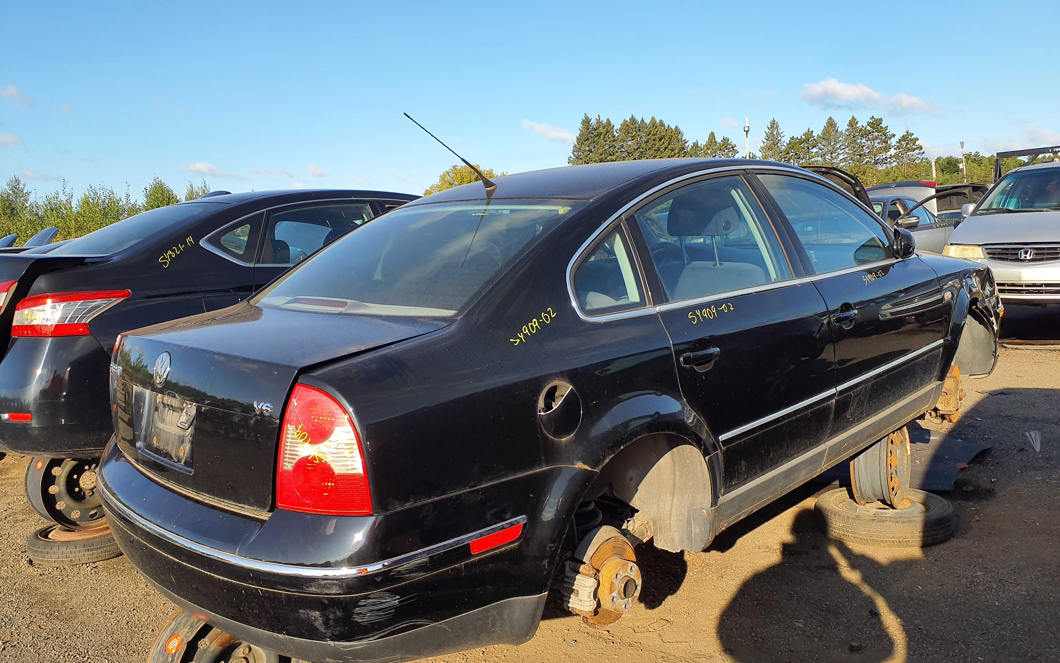 VOLKSWAGEN PASSAT 2002
