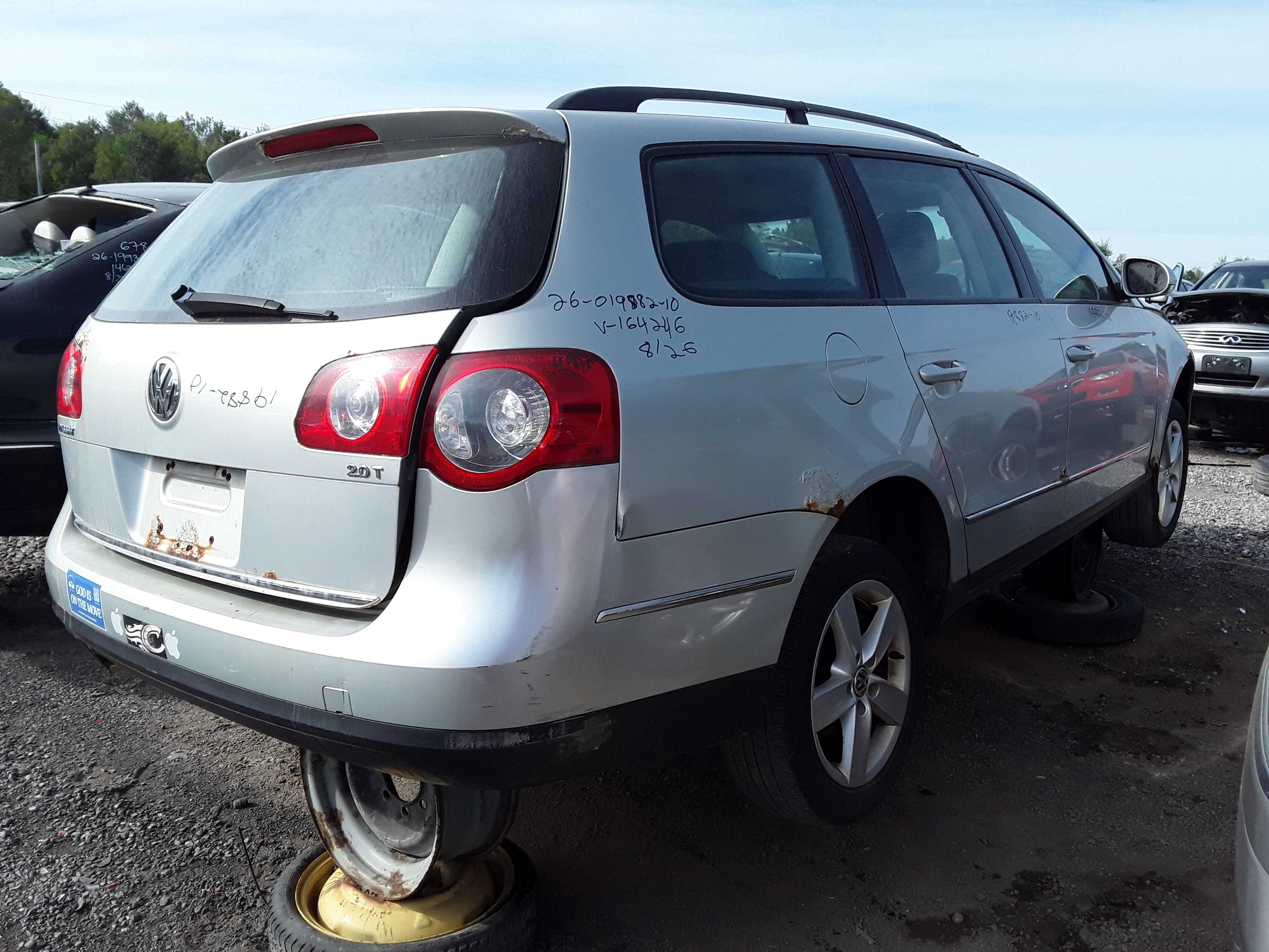 VOLKSWAGEN PASSAT 2010
