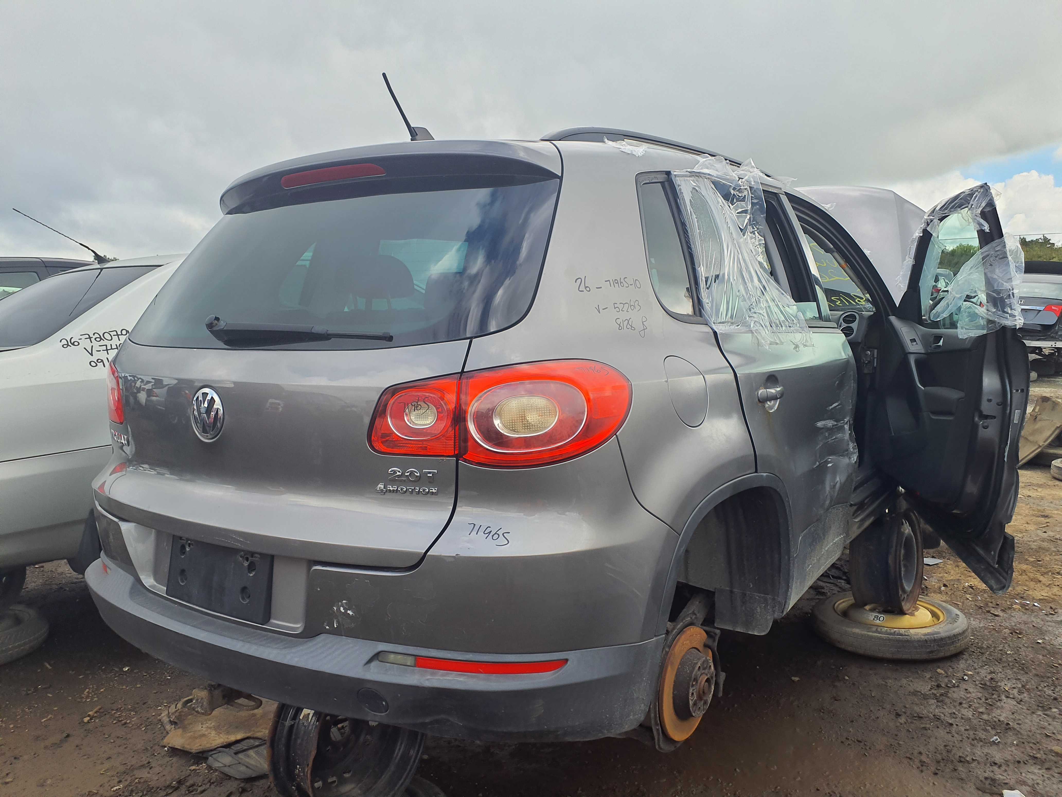 VOLKSWAGEN TIGUAN 2010