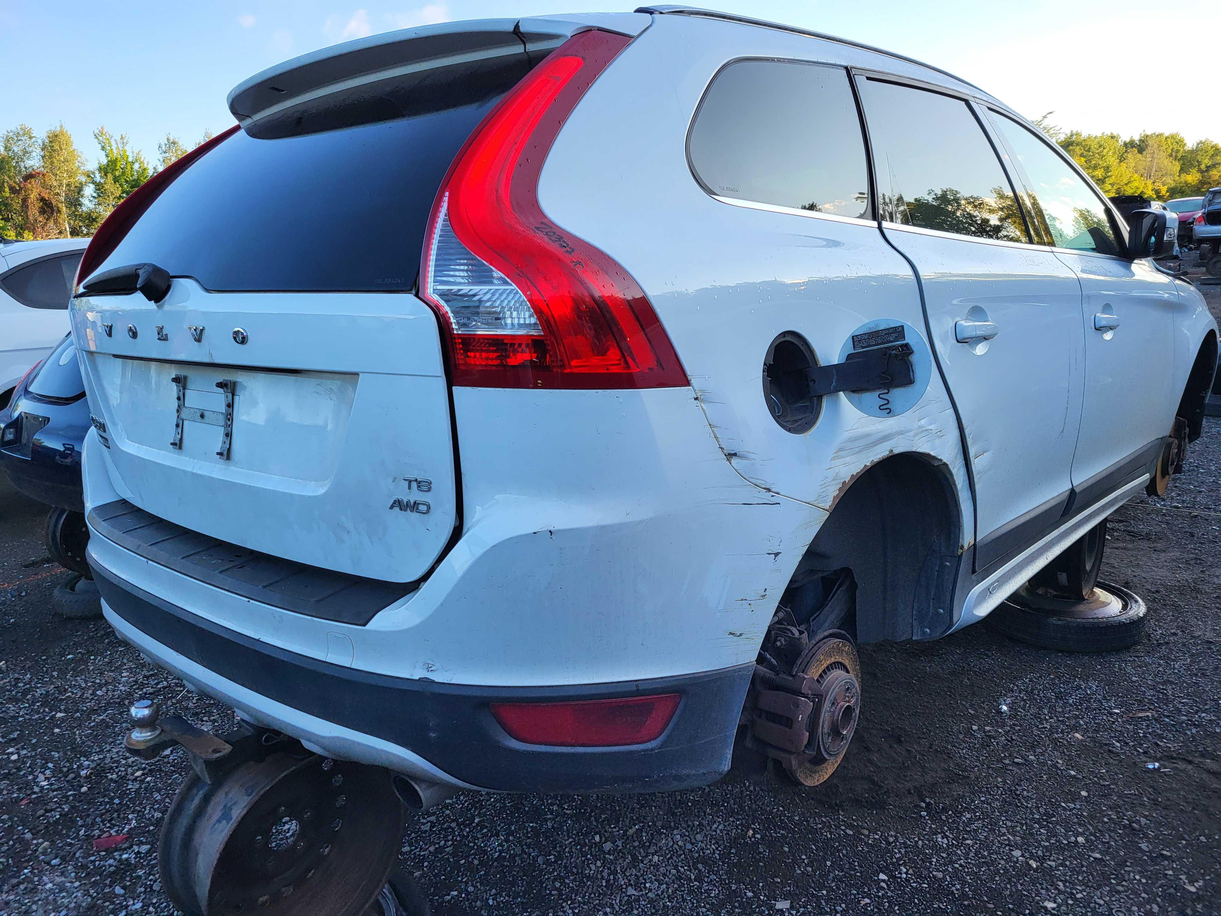 VOLVO XC60 2010